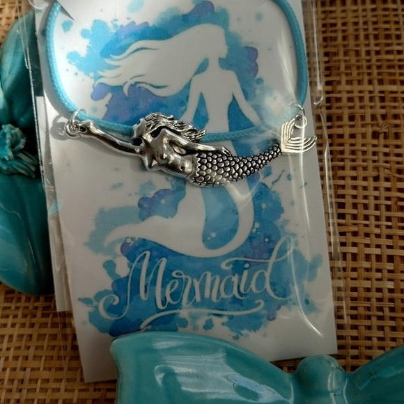 New in package Mermaid Necklace - Picture 14 of 14